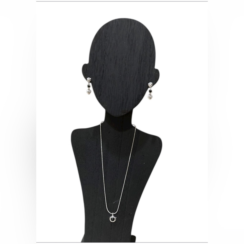 Nina Ricci Elegant Silver Tone Necklace and Earring Set-NWOT